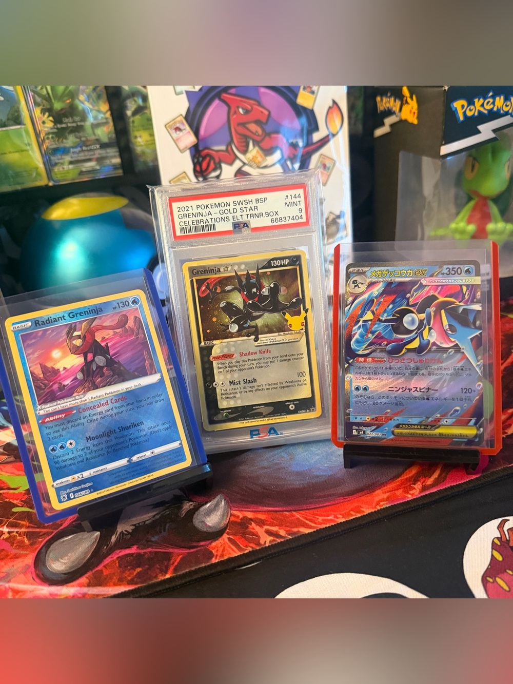 Pokemon Greninja Gold Star Card - Black & Gold